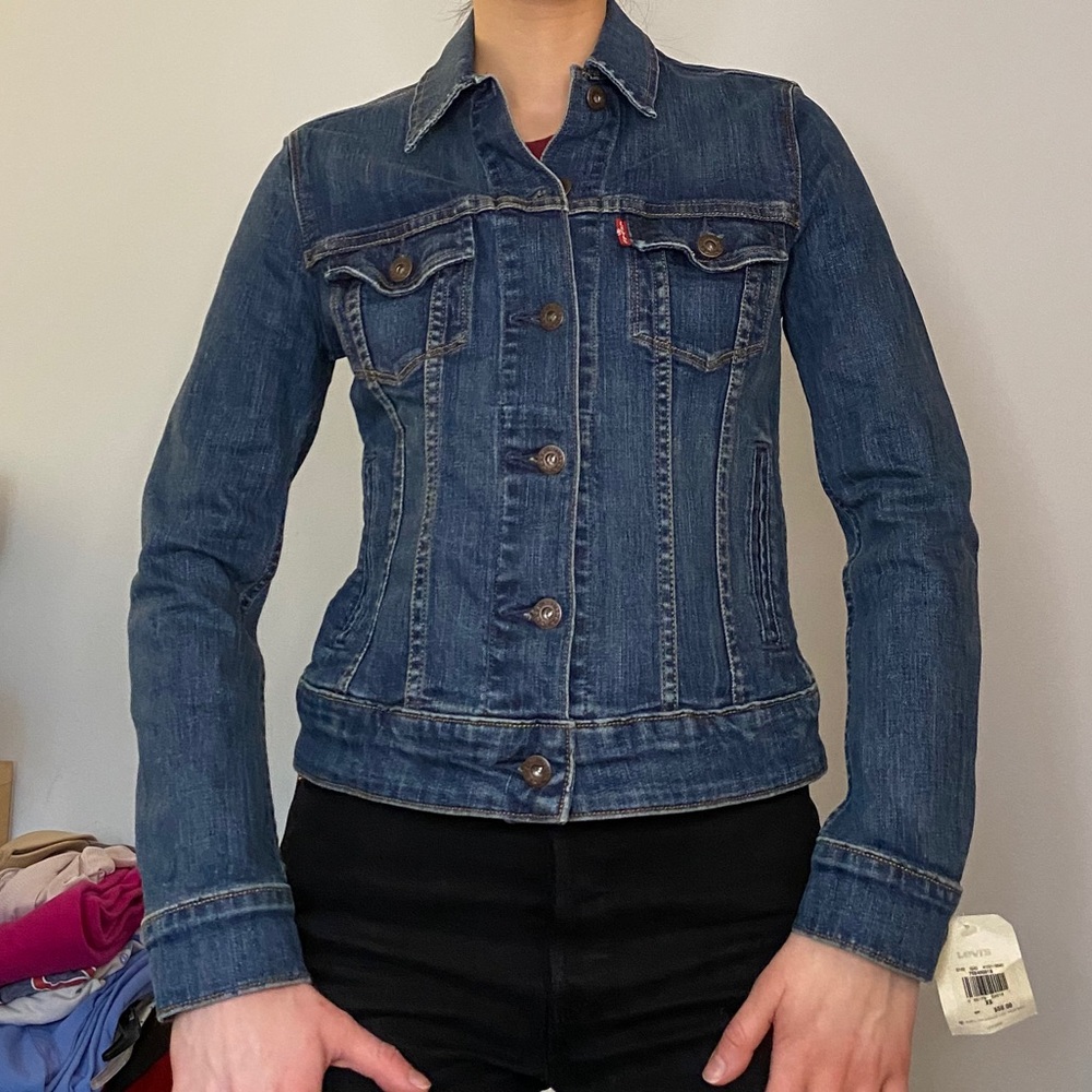 LEVI’S Original Trucker Denim Jean Jacket - Picture 2 of 7